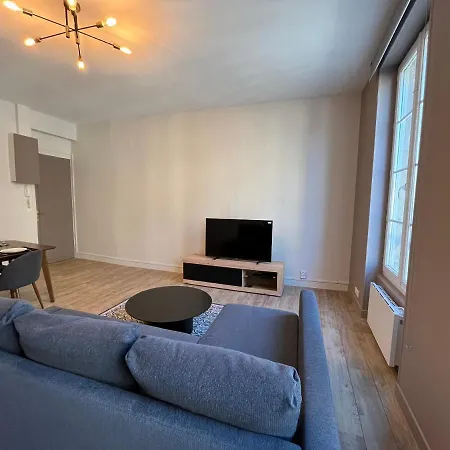 Khan Yourhosthelper Apartament Caen