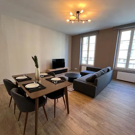 Apartament Khan Yourhosthelper Caen
